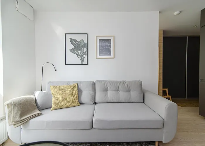 Modern Apartment Next To Ozas Park By Urban Rent