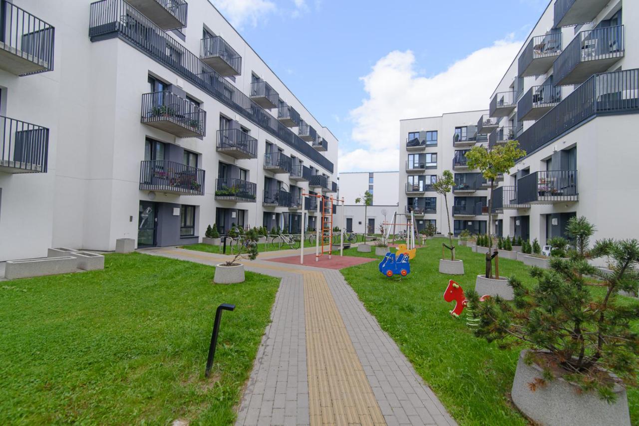 Modern Next To Ozas Park By Urban Rent